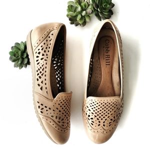 Cobb Hill Ivy Flat Sand Leather Laser Cut size 8.5